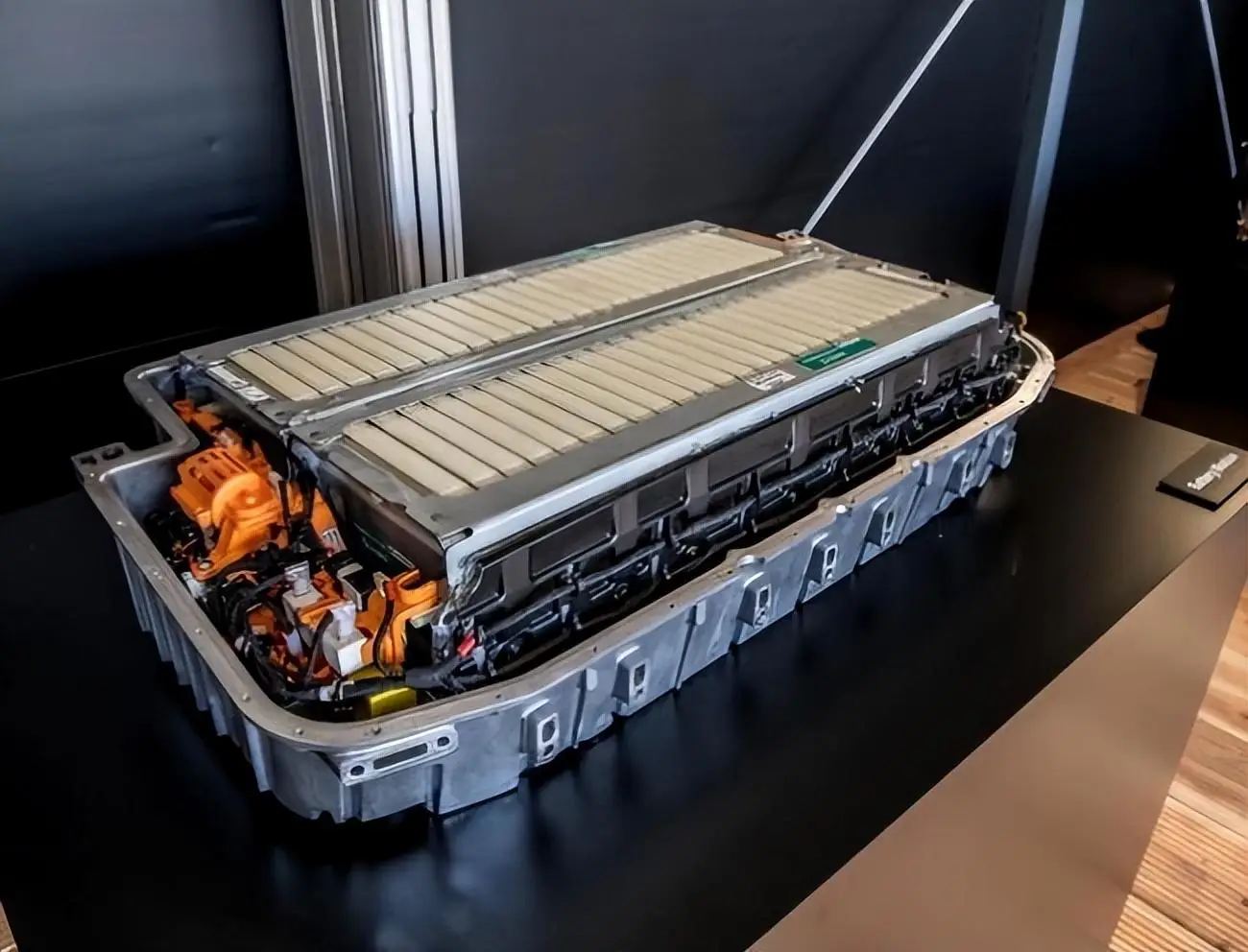 固态电池材料突破，能量密度达600Wh/kg（2026-03）